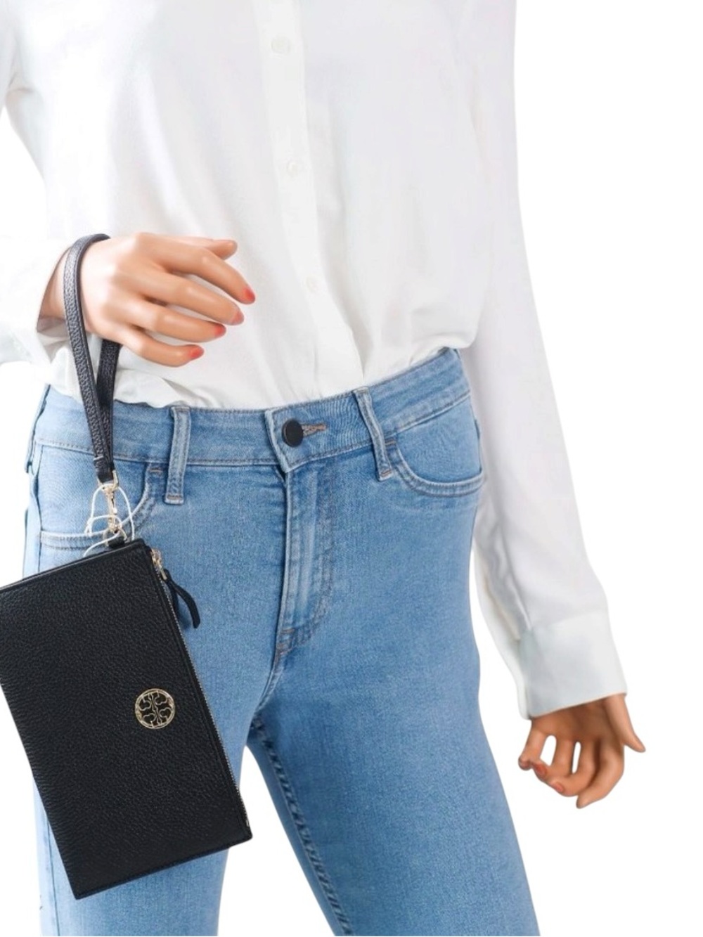 Tory Burch Chelsea Pebbled Leather Wristlet - Picture 2 of 12